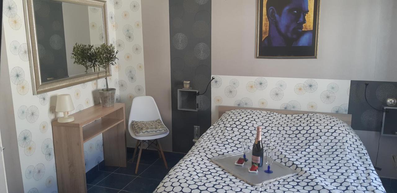 Patrick&Pierre Bed And Breakfast Nîmes Buitenkant foto