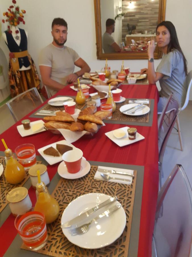 Patrick&Pierre Bed And Breakfast Nîmes Buitenkant foto